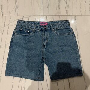 Edikted - Classic Blue Baggy Jean Shorts/Jorts - Low rise (US M)